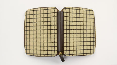 Hobonichi Techo Cover 2025 - Taut Zipped (Cafe au Lait Plaid) - A6