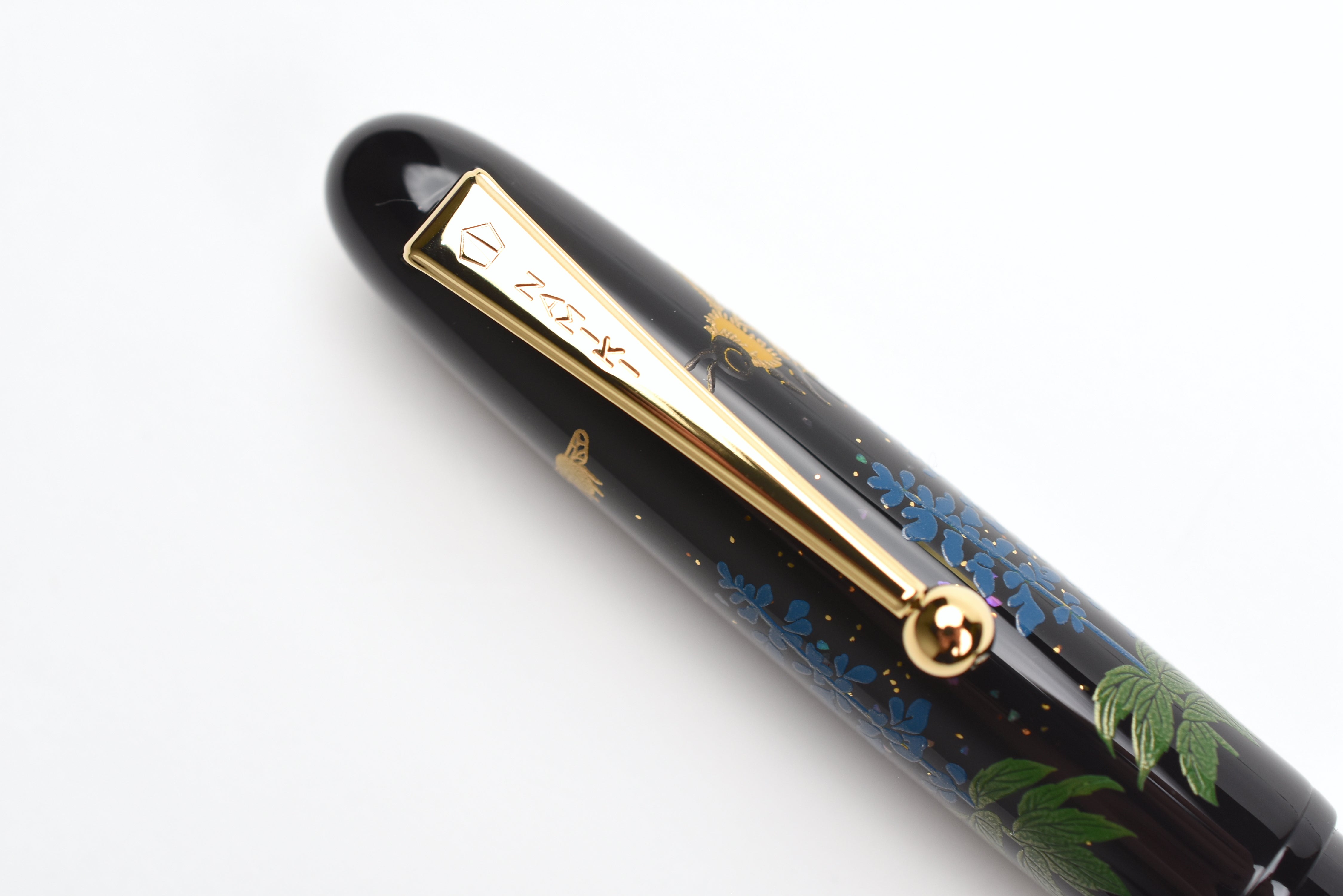 Pilot - Namiki Yukari Maki-e Fountain Pen - Bumblebee - Limited Edition