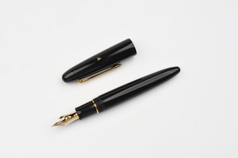 Sailor 1911 King of Pen - Color Urushi Kaga - Ebonite Fountain Pen - Black