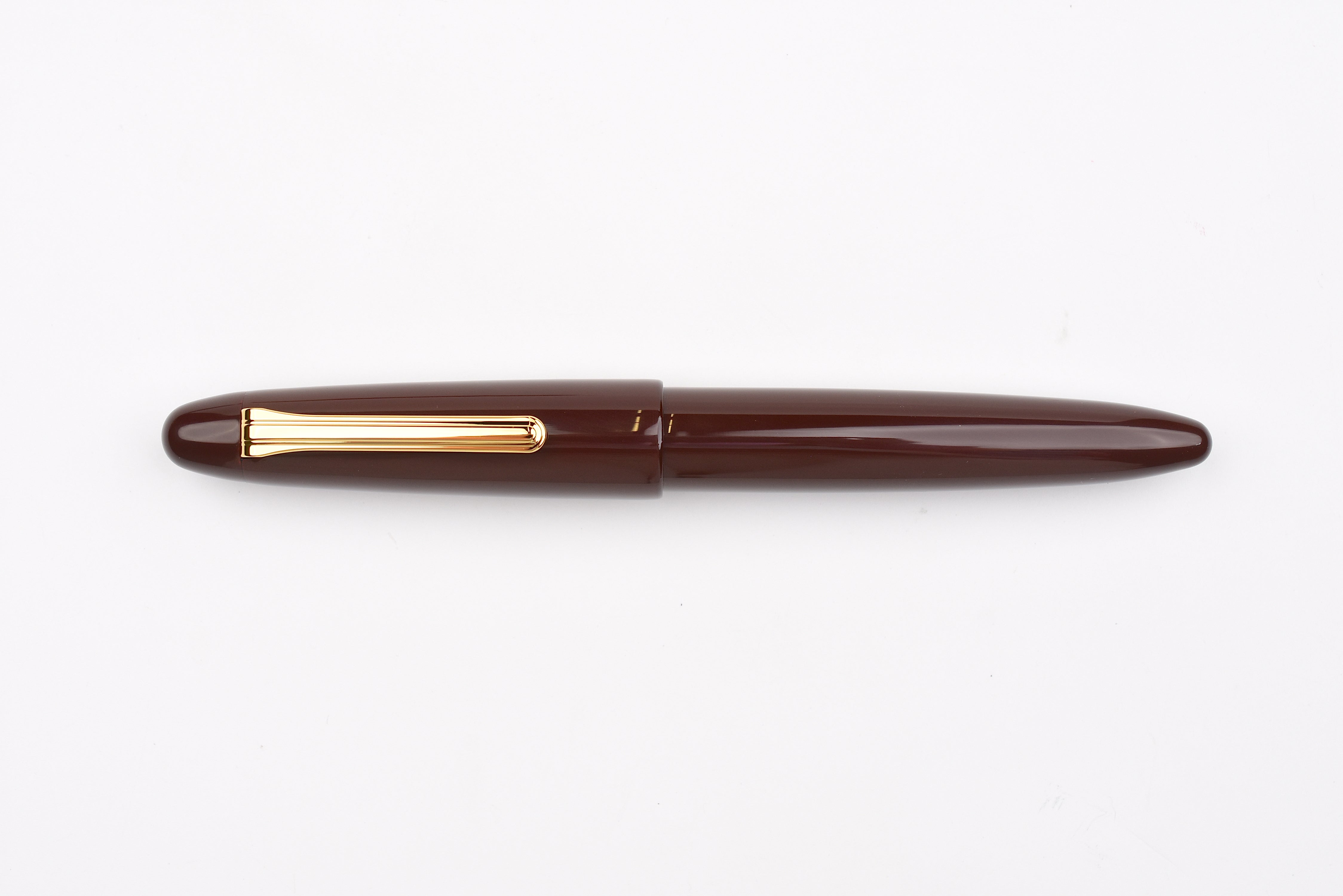 Sailor 1911 King of Pen - Color Urushi Kaga - Ebonite Fountain Pen - Maroon