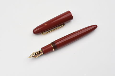 Sailor 1911 King of Pen - Color Urushi Kaga - Ebonite Fountain Pen - Wine Red