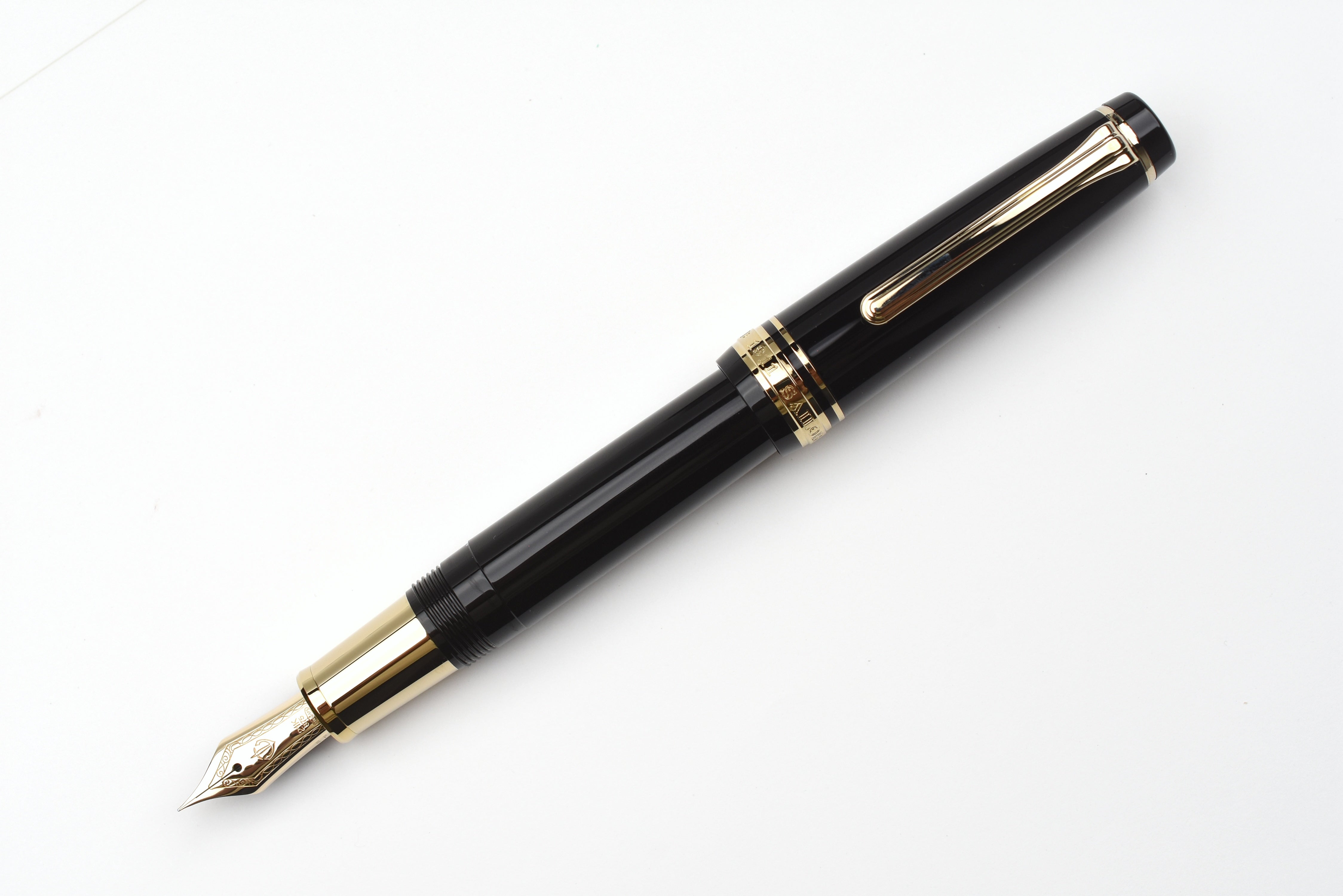 Sailor Pro Gear Fountain Pen - Roppongi Gold