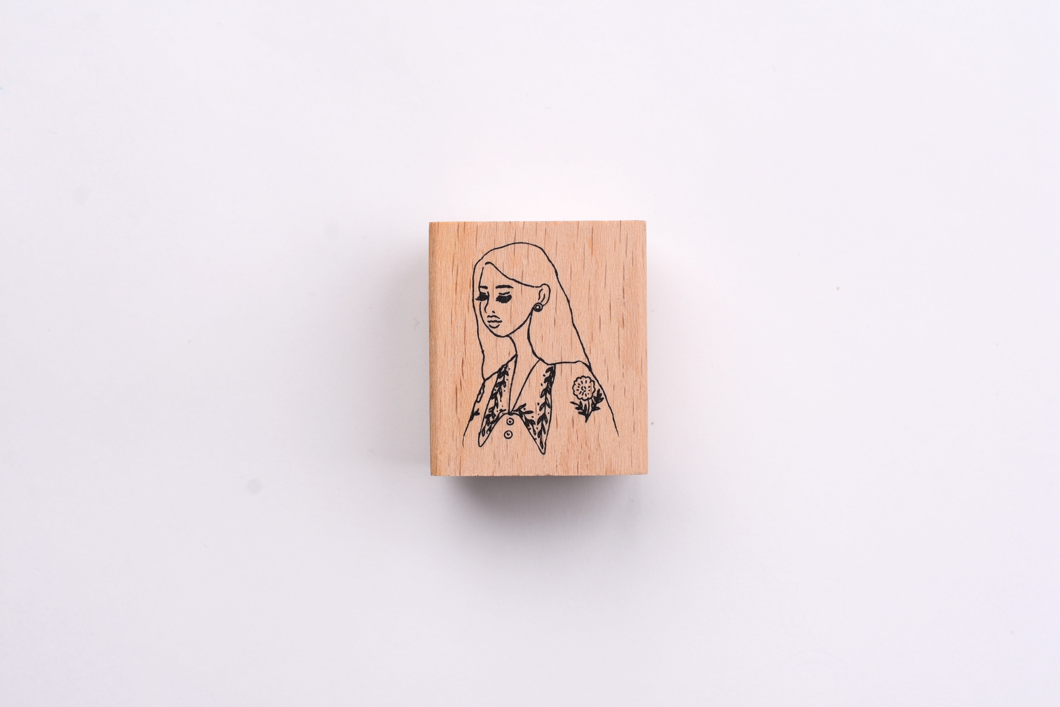 La Dolce Vita Rubber Stamp - Embroidered Collar Girl