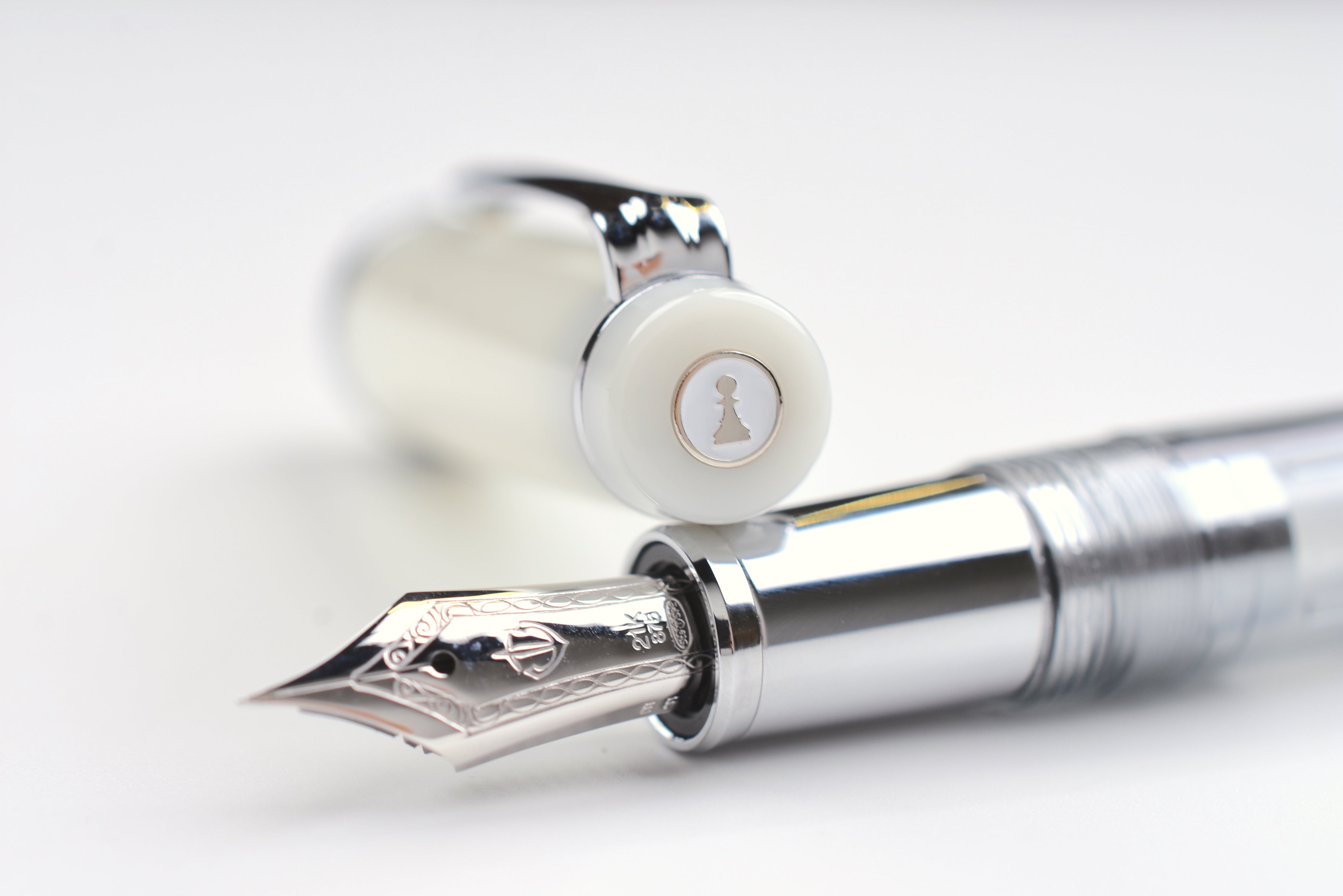 Sailor Pro Gear Fountain Pen - The Checkmate Series - Soul of Chess