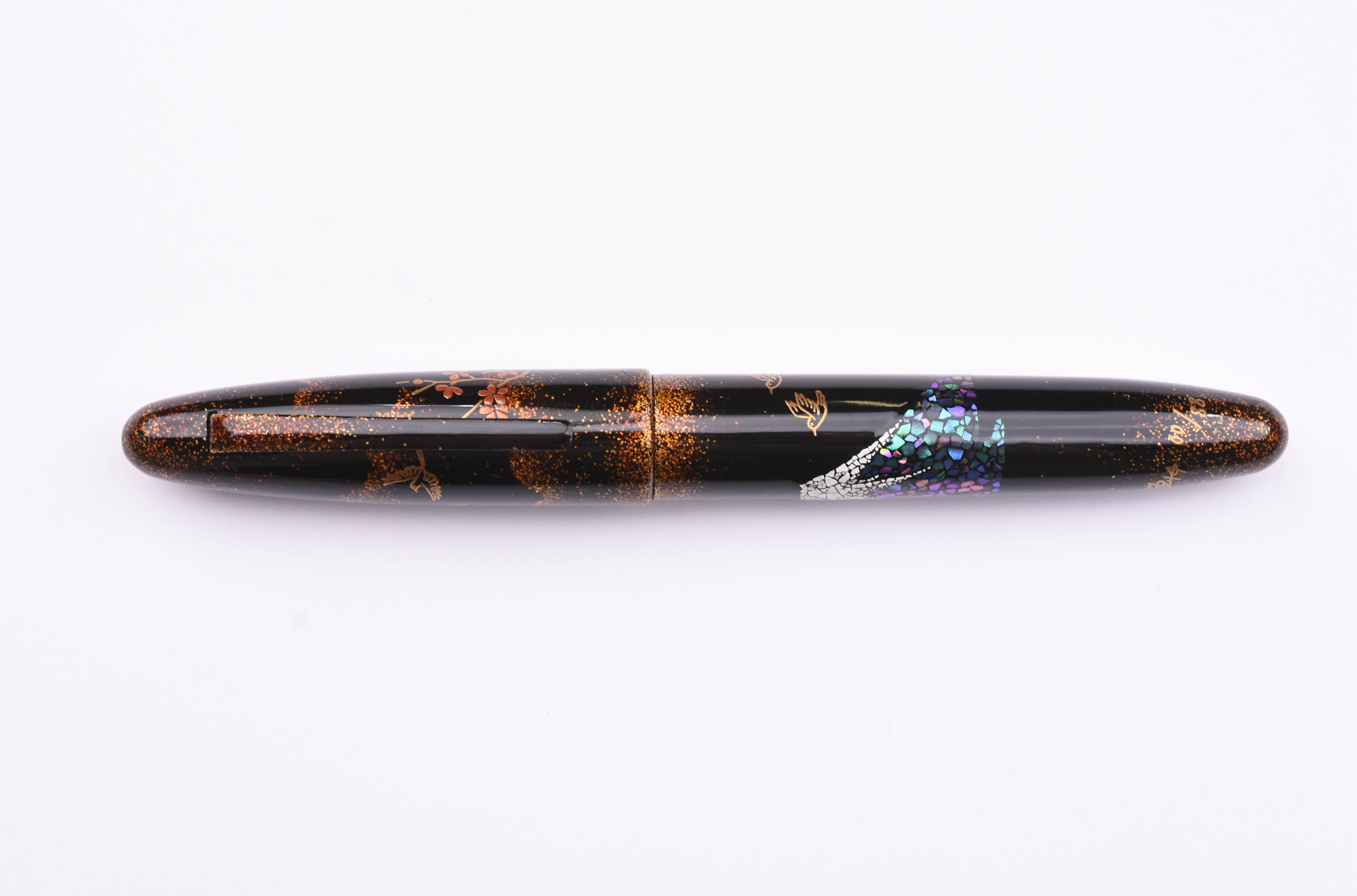 Taccia Miyabi Empress Fountain Pen - Fujiyama - Limited Edition