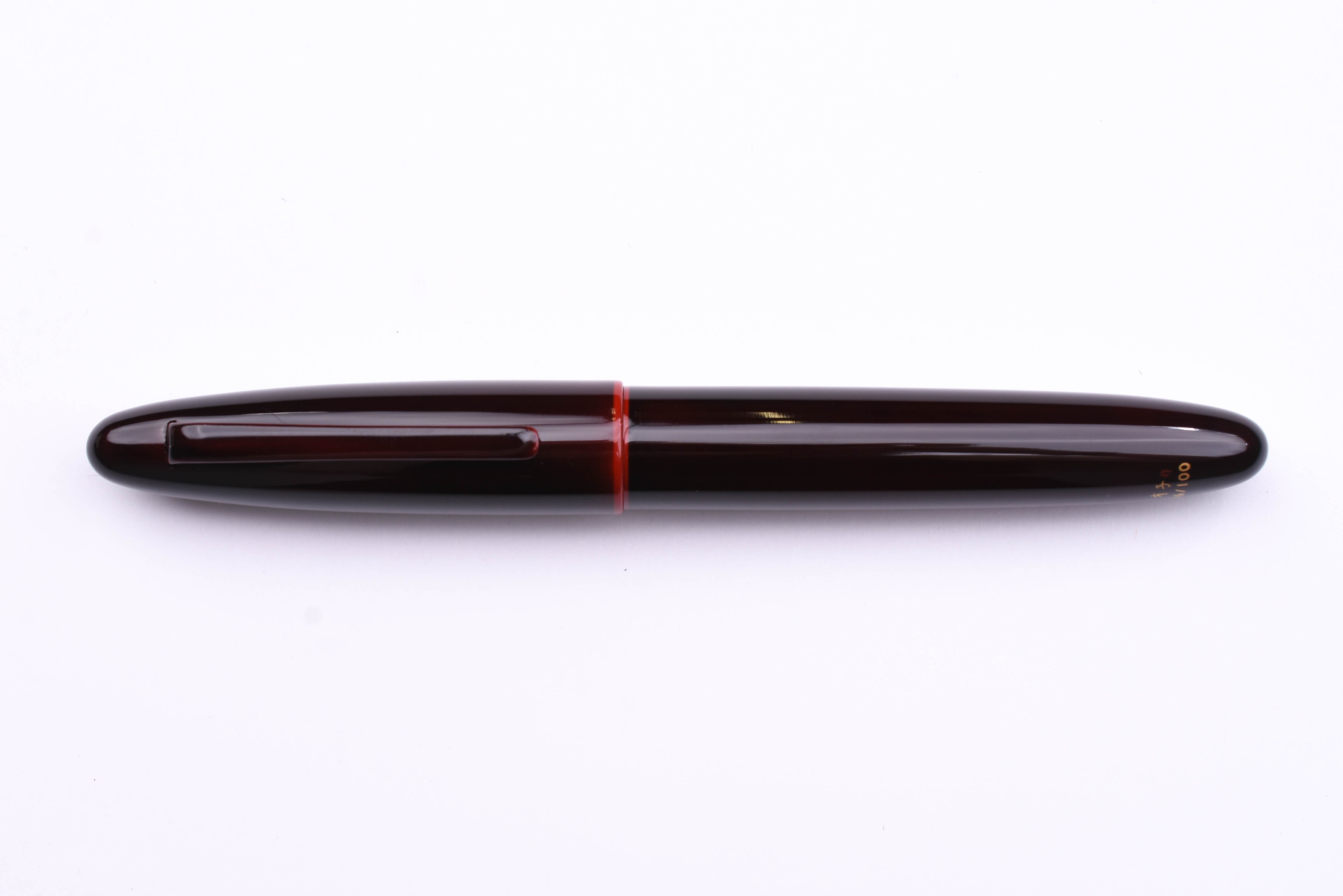 Taccia Miyabi Earth Fountain Pen - Aka Tamenuri - Limited Edition