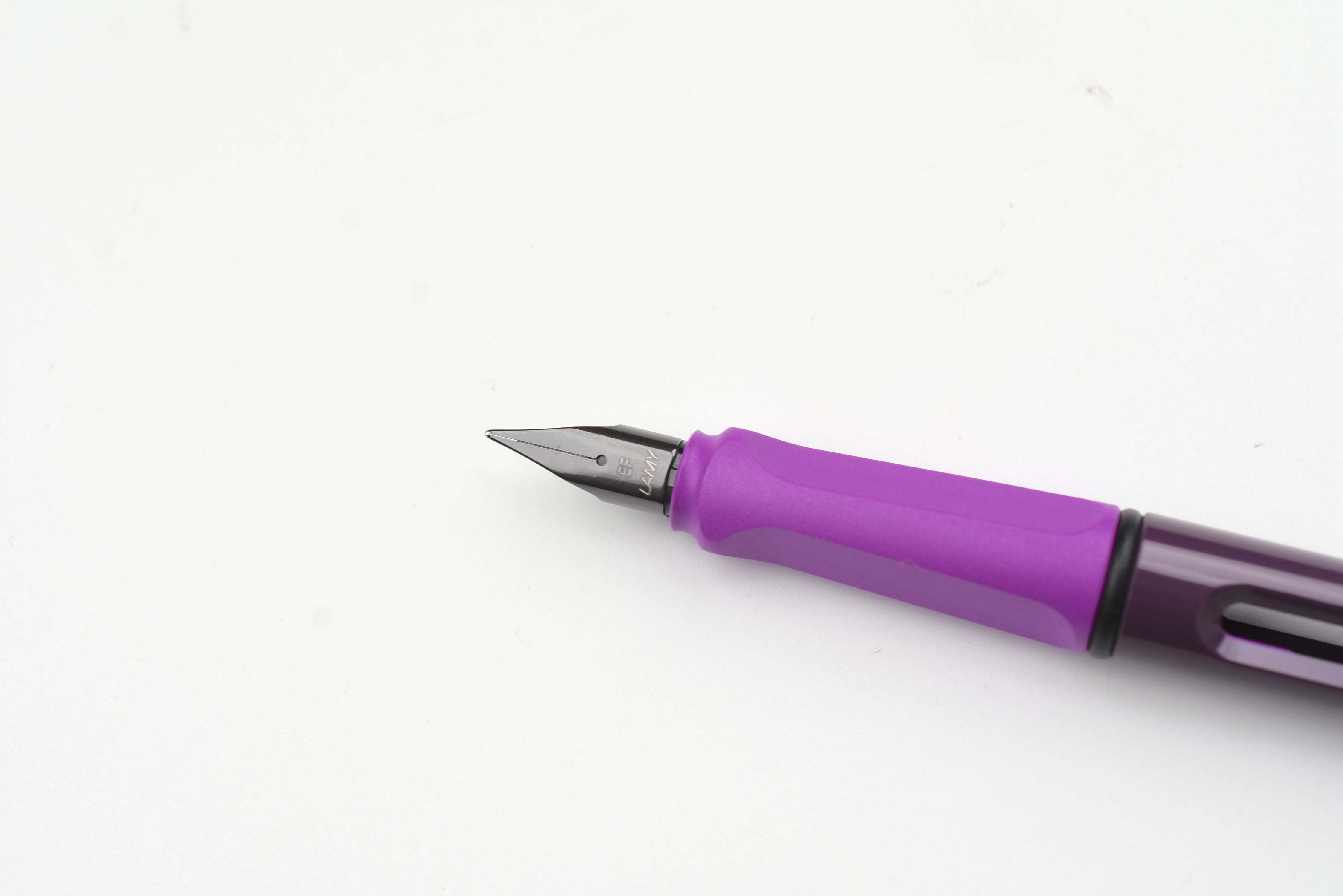 LAMY Safari Fountain Pen - Violet Blackberry - Special Edition