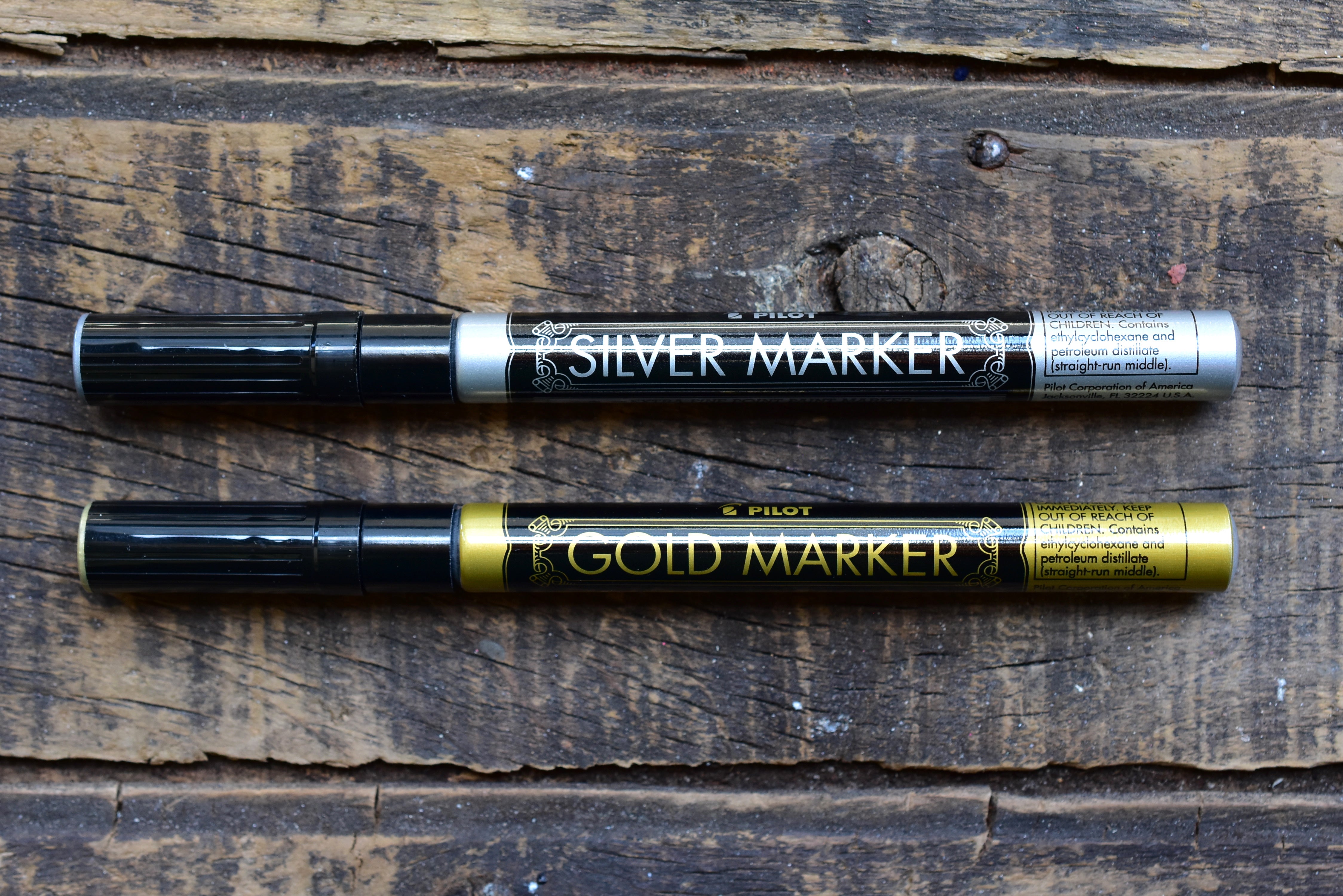 Pilot Gold & Silver Metallic Paint Marker - Extra Fine