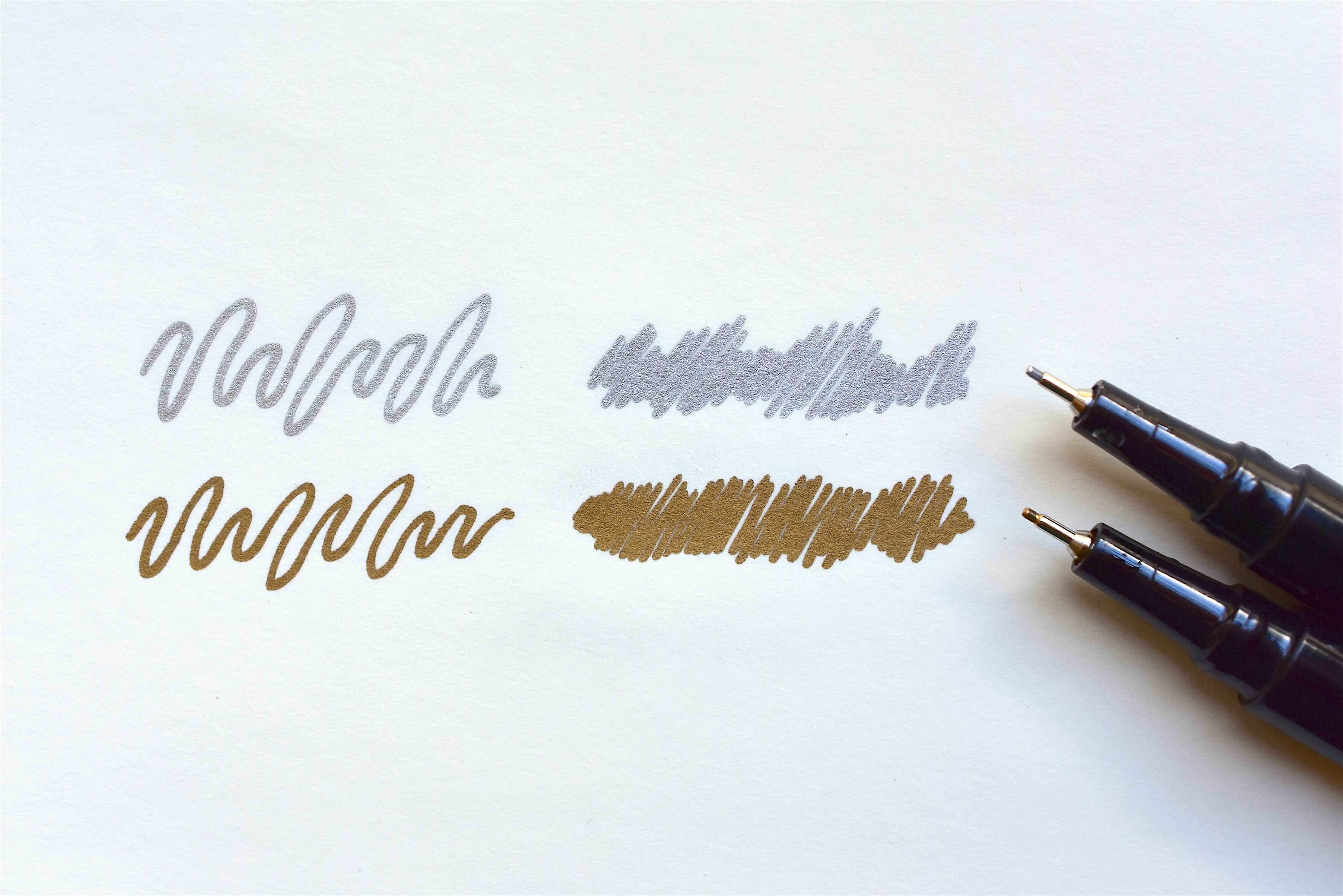 Pilot Gold & Silver Metallic Paint Marker - Extra Fine