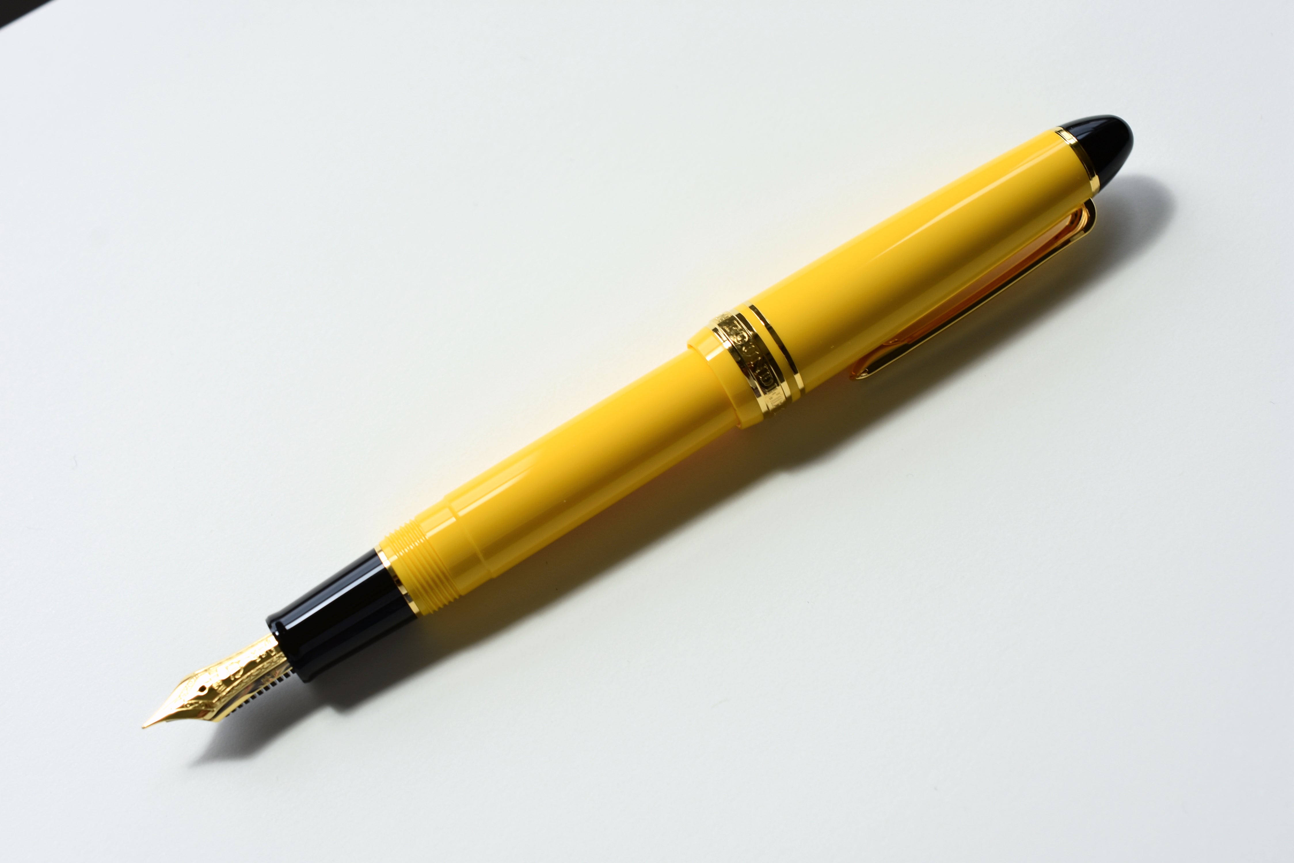 Sailor 1911 Standard - Yellow/Gold