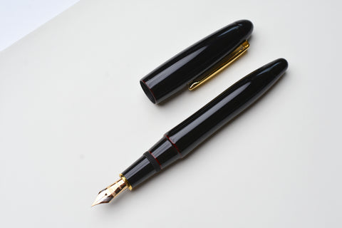 Platinum Izumo Tamenuri Fountain Pen - Akatame Red