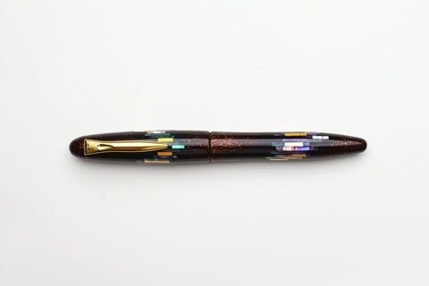 Platinum Izumo Urushi Maki-e Fountain Pen - Aurora