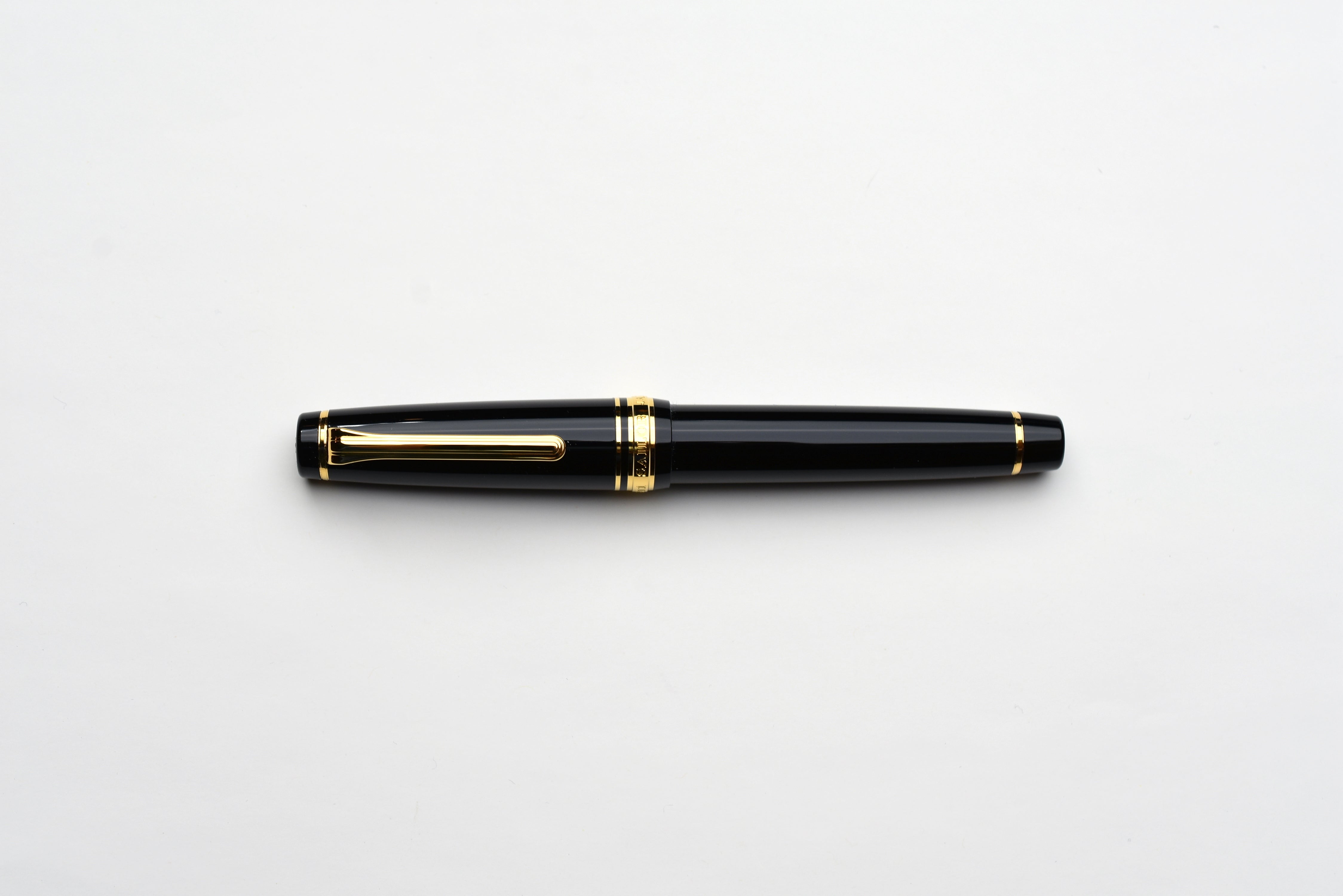 Sailor Pro Gear Fountain Pen – Black/Gold