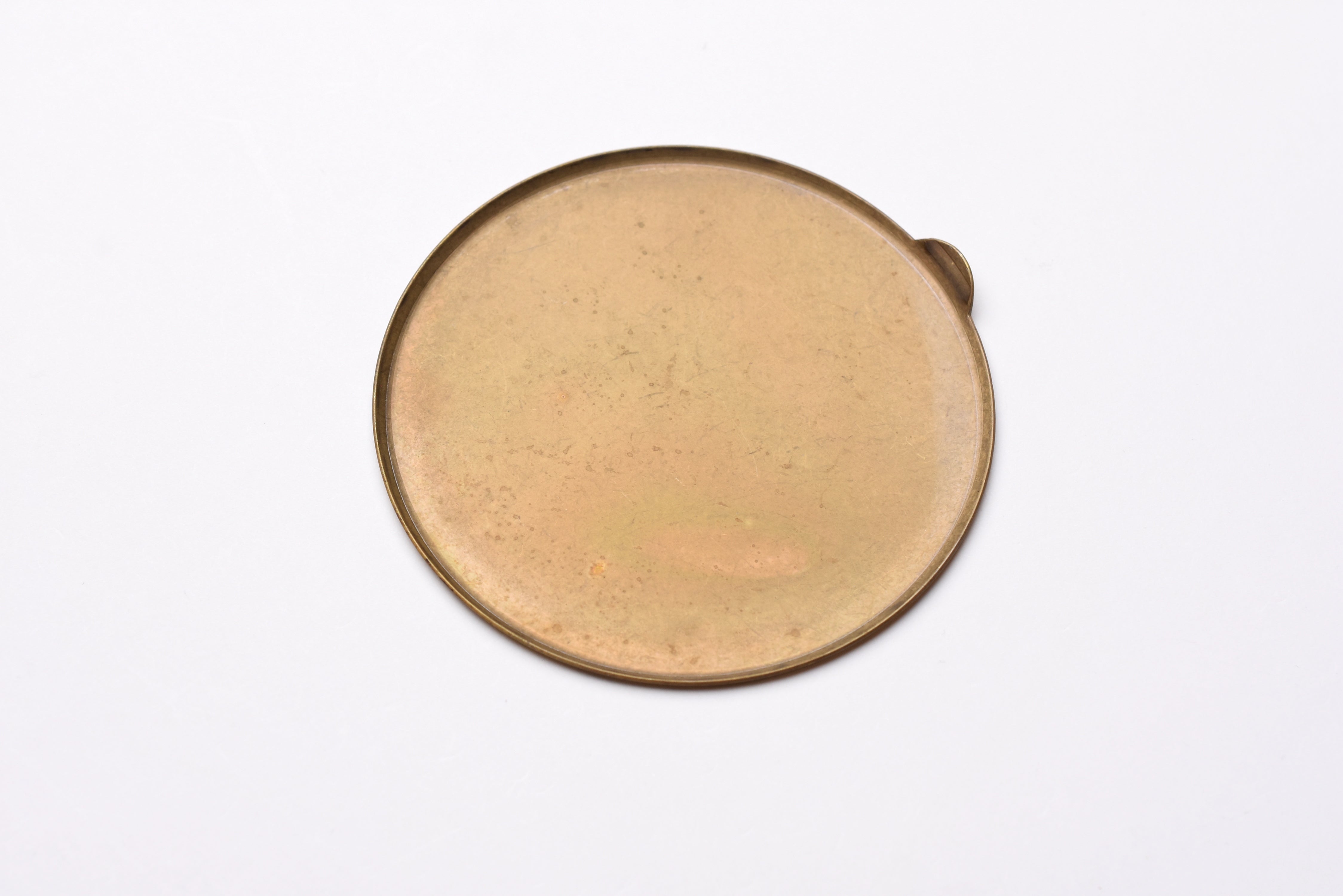 Picus Grip Brass Circle Plate