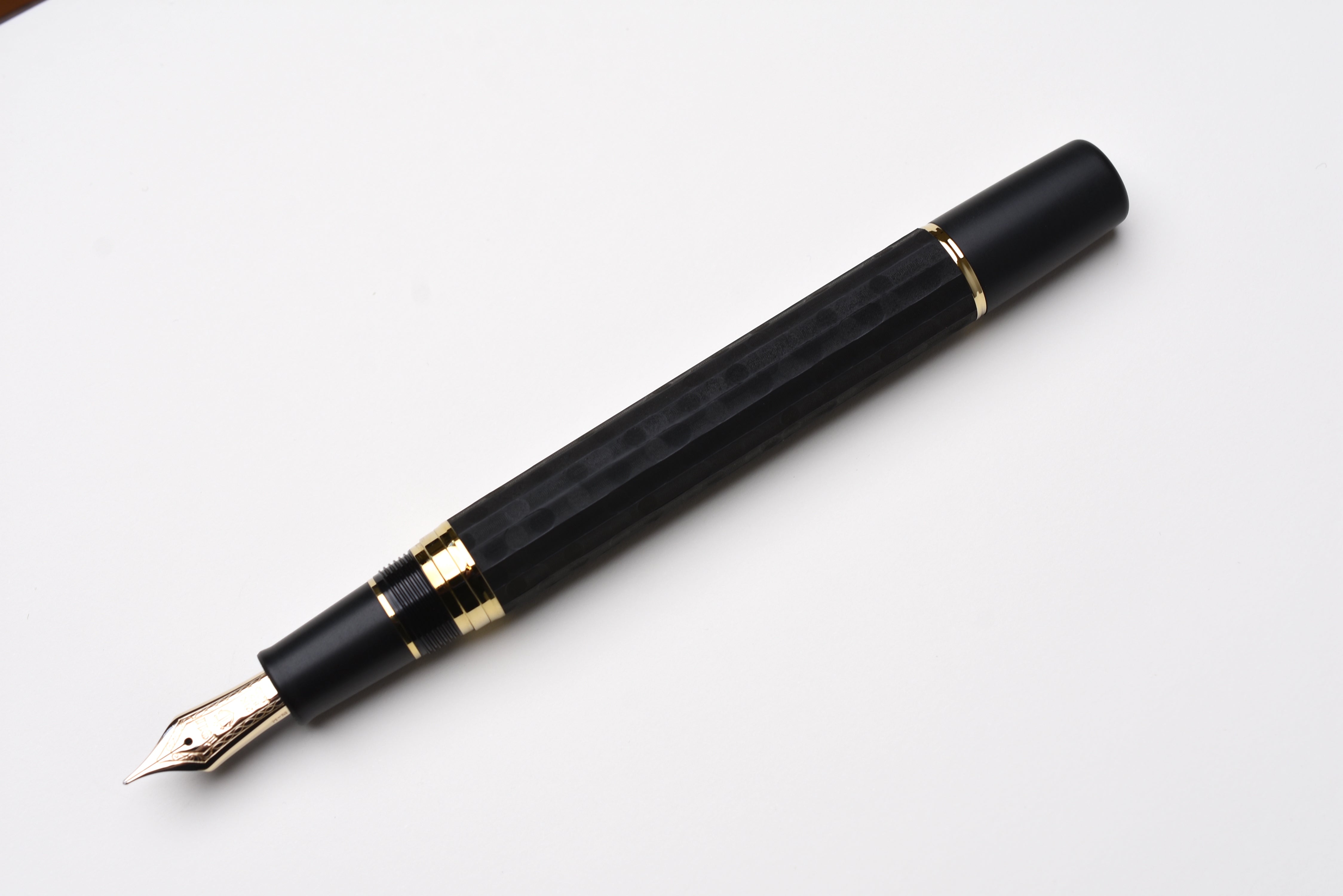 Sailor Ebonite Sculpture Fountain Pen - Yakoh