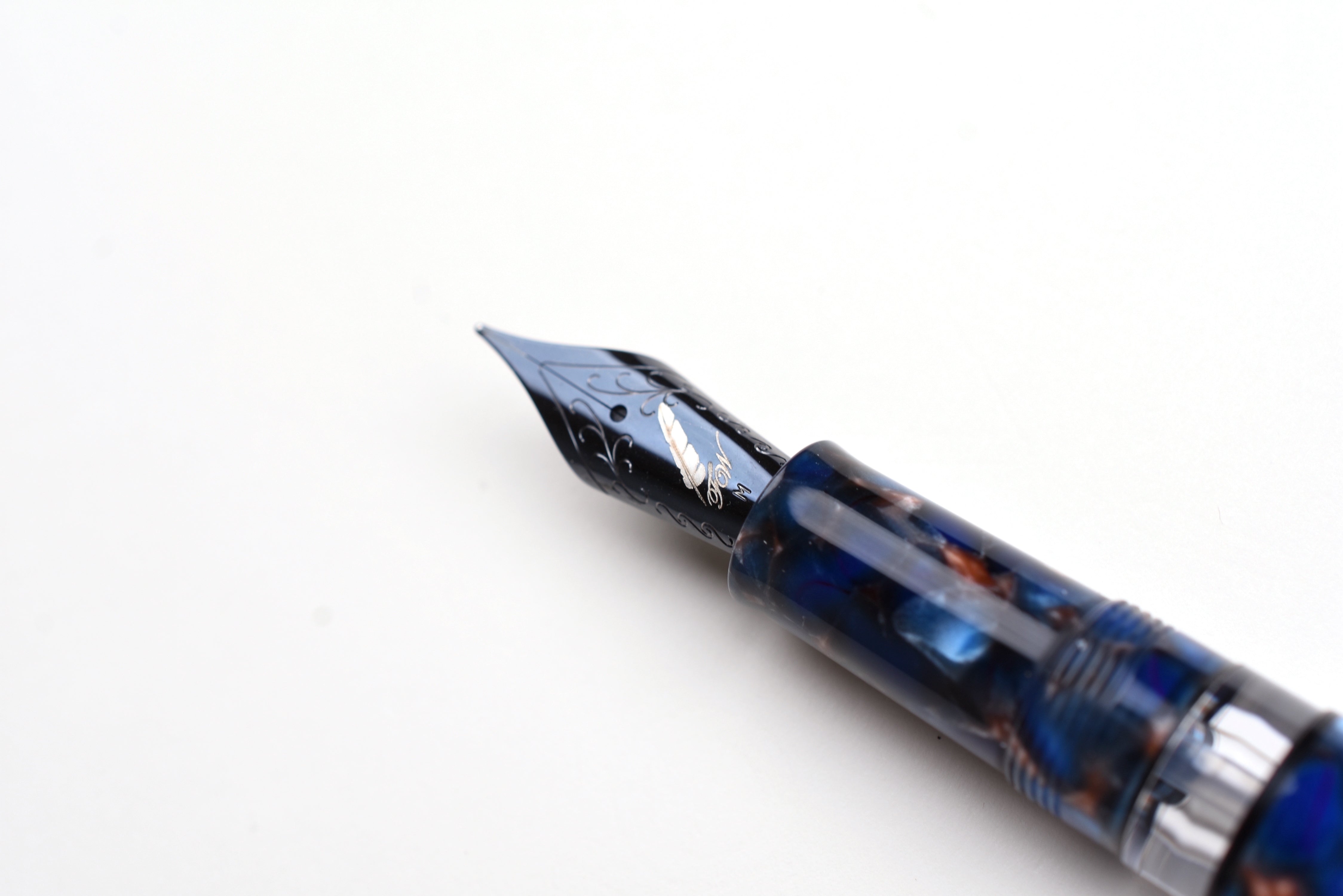 Fine Writing International Scepter Fountain Pen - Blue