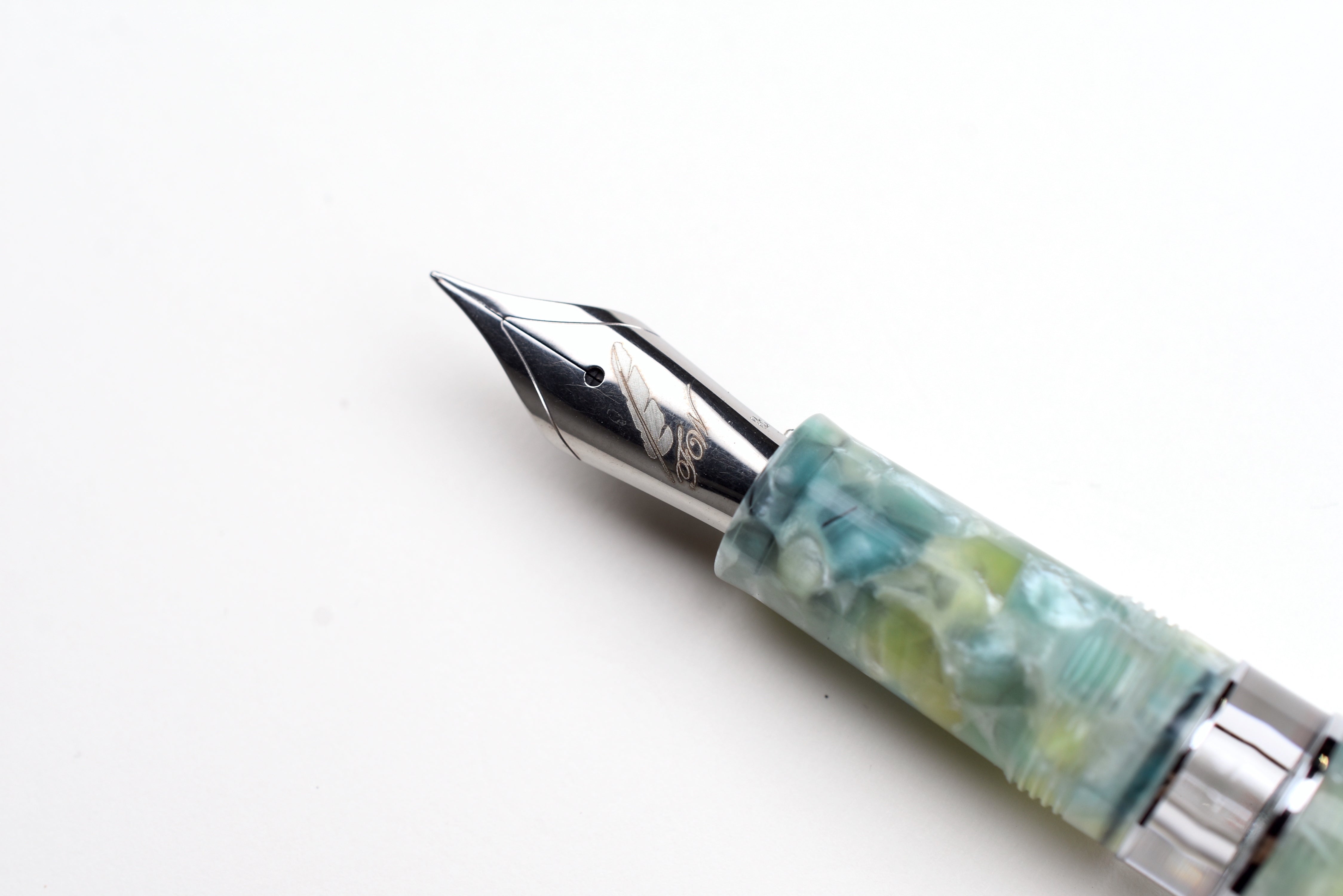 Fine Writing International Scepter Fountain Pen - Green