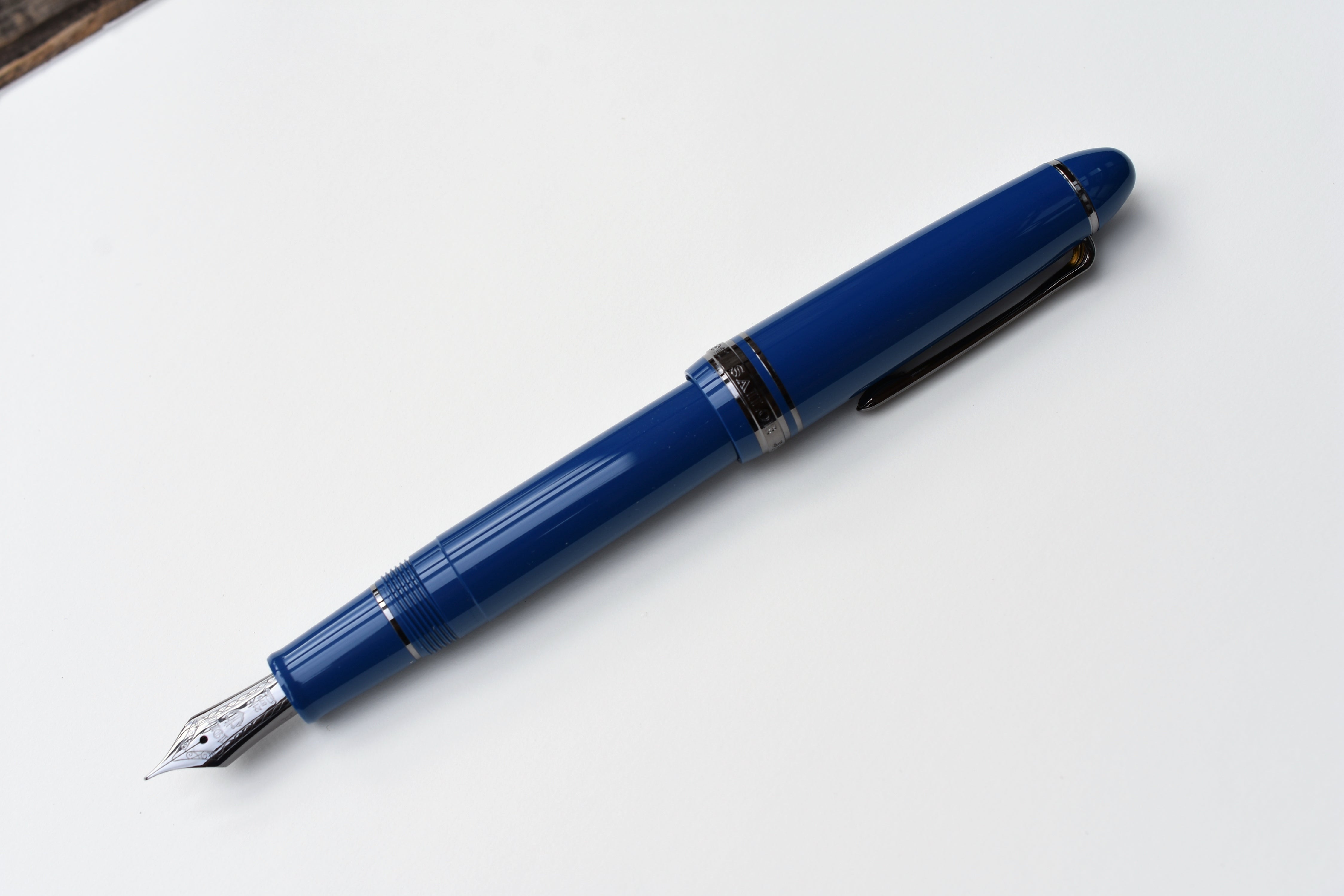 Sailor 1911 Large Fountain Pen – Loch Ness Monster