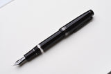 BUNGUBOX Original Fountain Pen - The Witch 2022