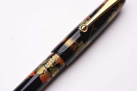 Pilot Namiki Yukari Maki-e Fountain Pen - Grapevine