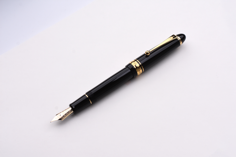 Pilot Custom 743 Fountain Pen - Black